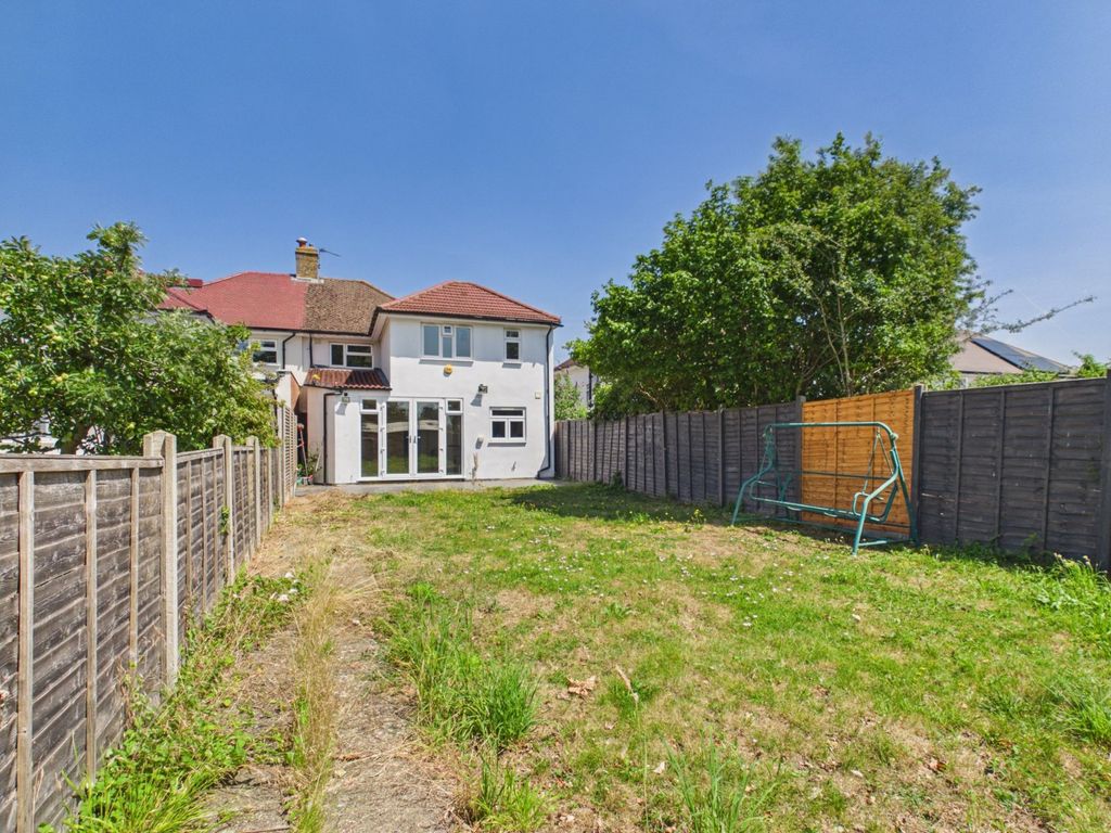 Property photo 1 of 17 Picture No. 23