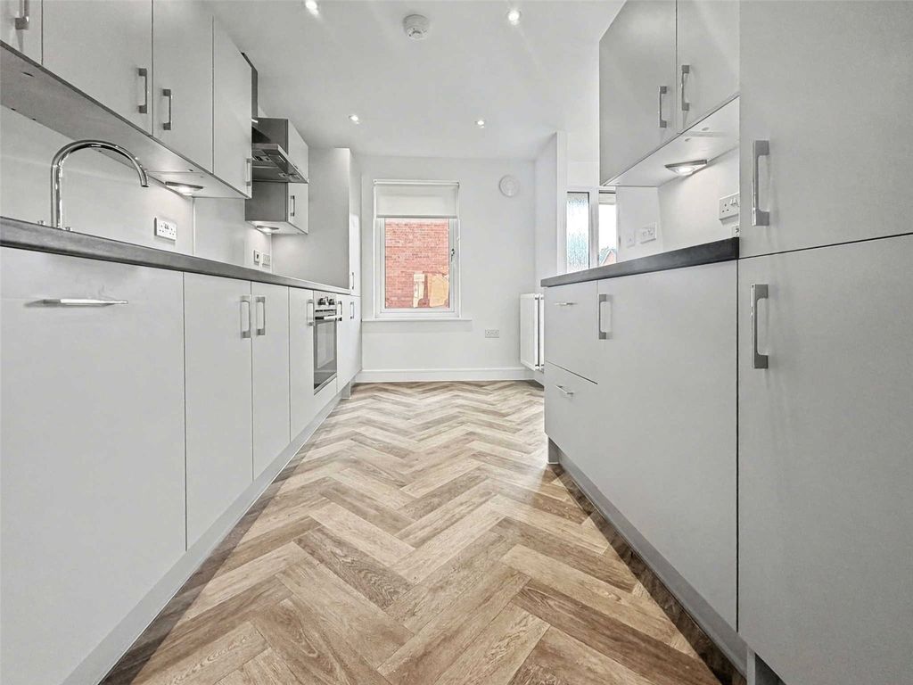 Property photo 3 of 9 Picture No. 04