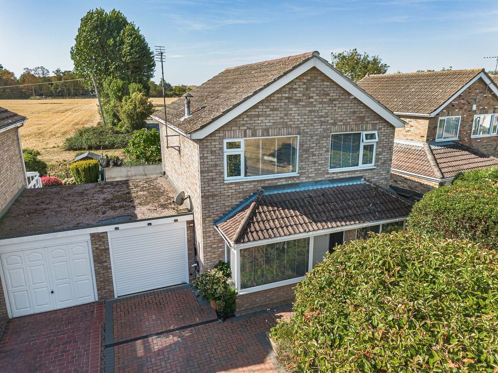 Property photo 1 of 32