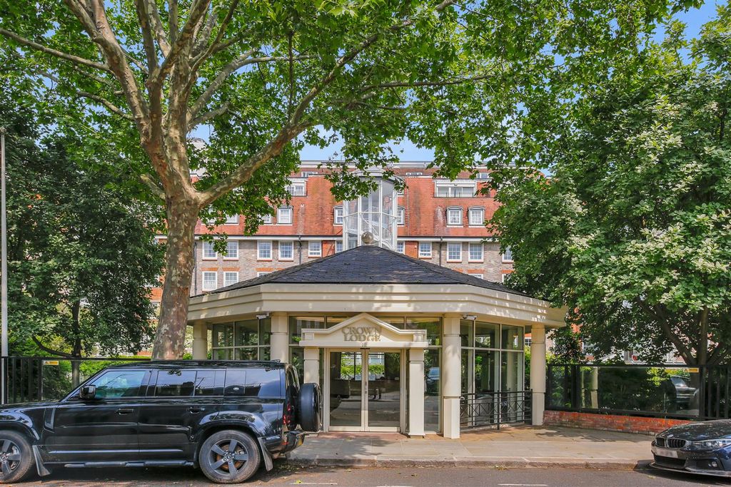 Property photo 3 of 31