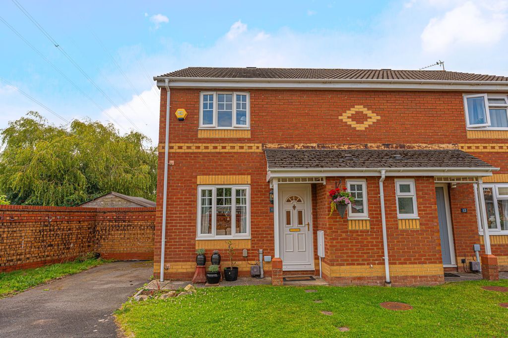 Property photo 1 of 37