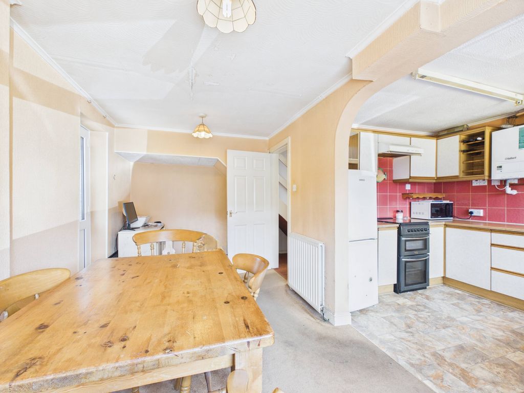 Property photo 2 of 14 Dining Room