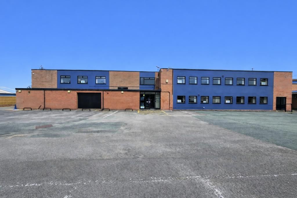 Property photo 3 of 7 Photo 31