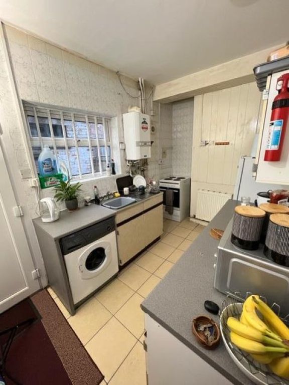 Property photo 1 of 11 279A 2023 Kitchen 2.Jpg