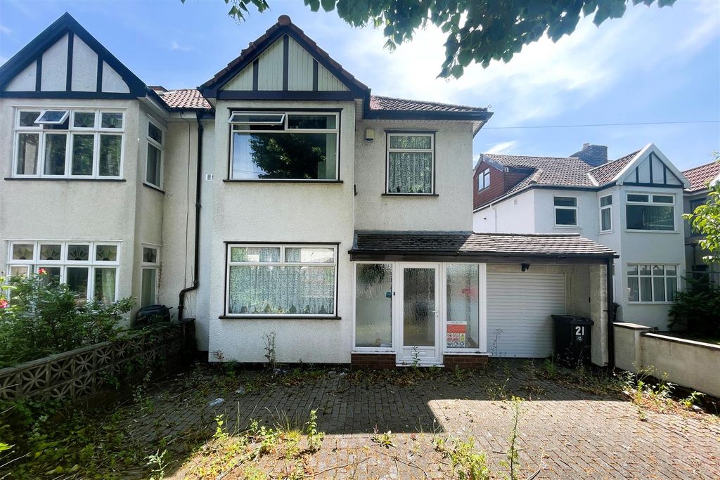 Property photo 2 of 32 21 Bedminster Road Bedminster, Bristol Bs3 5Pe | F