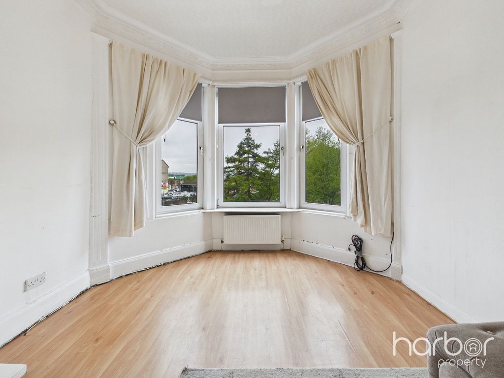 Property photo 3 of 14 4979365