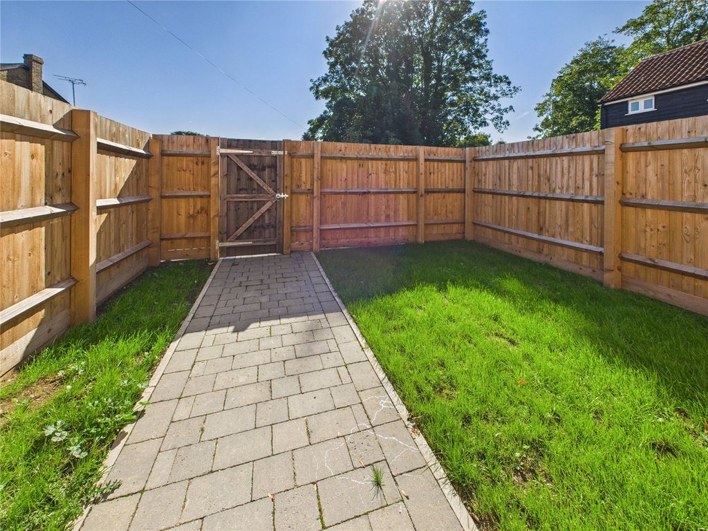 Property photo 2 of 9 Picture 2