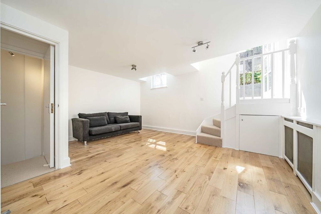 Property photo 3 of 7