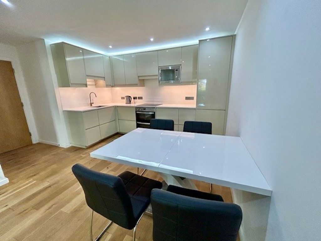 Property photo 2 of 19 Kitchen