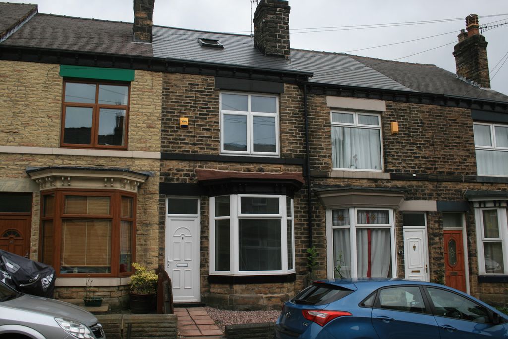 Property photo 1 of 5