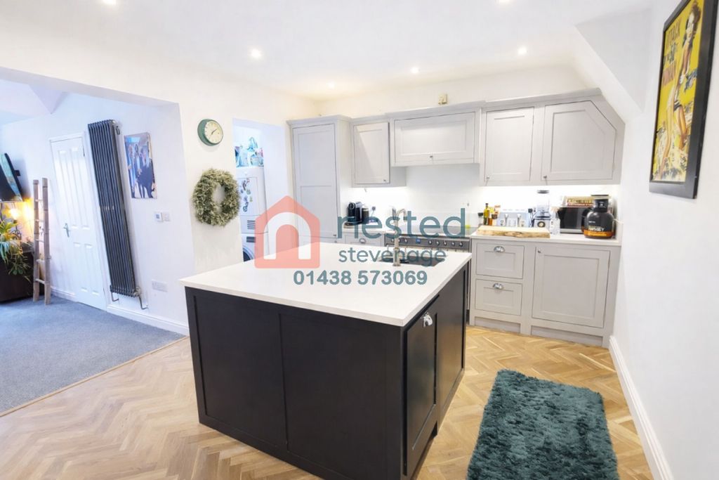 Property photo 2 of 15 Kitchen