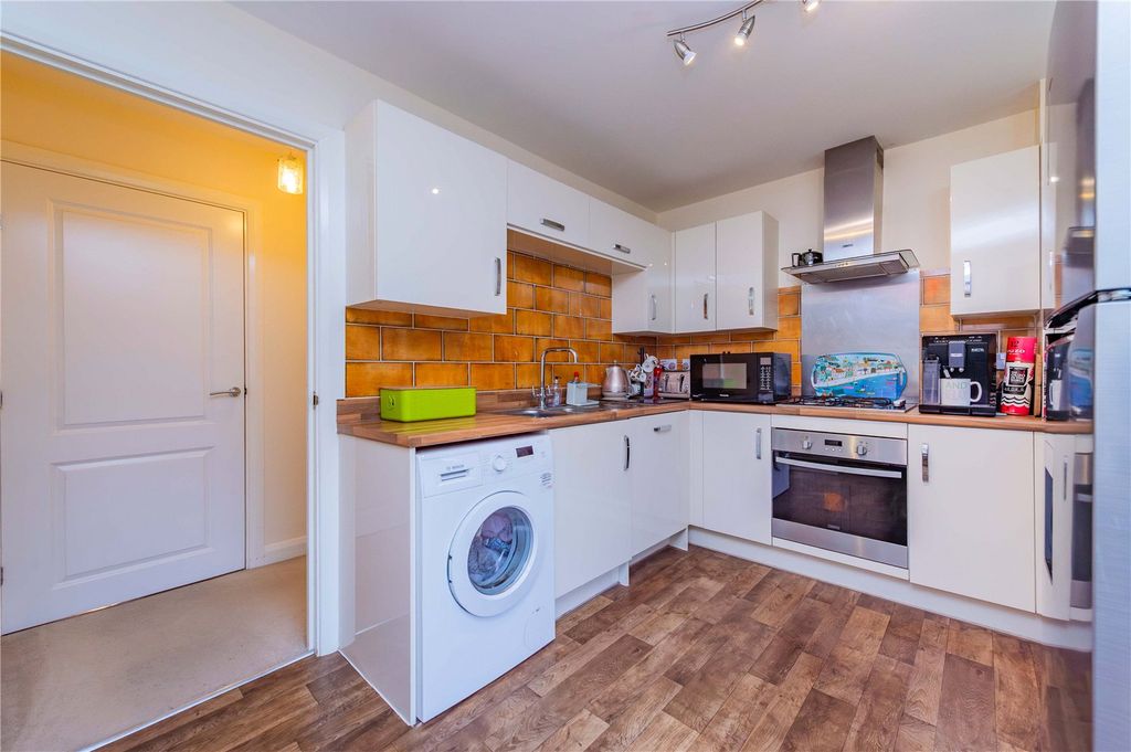 Property photo 2 of 30 Picture No. 25