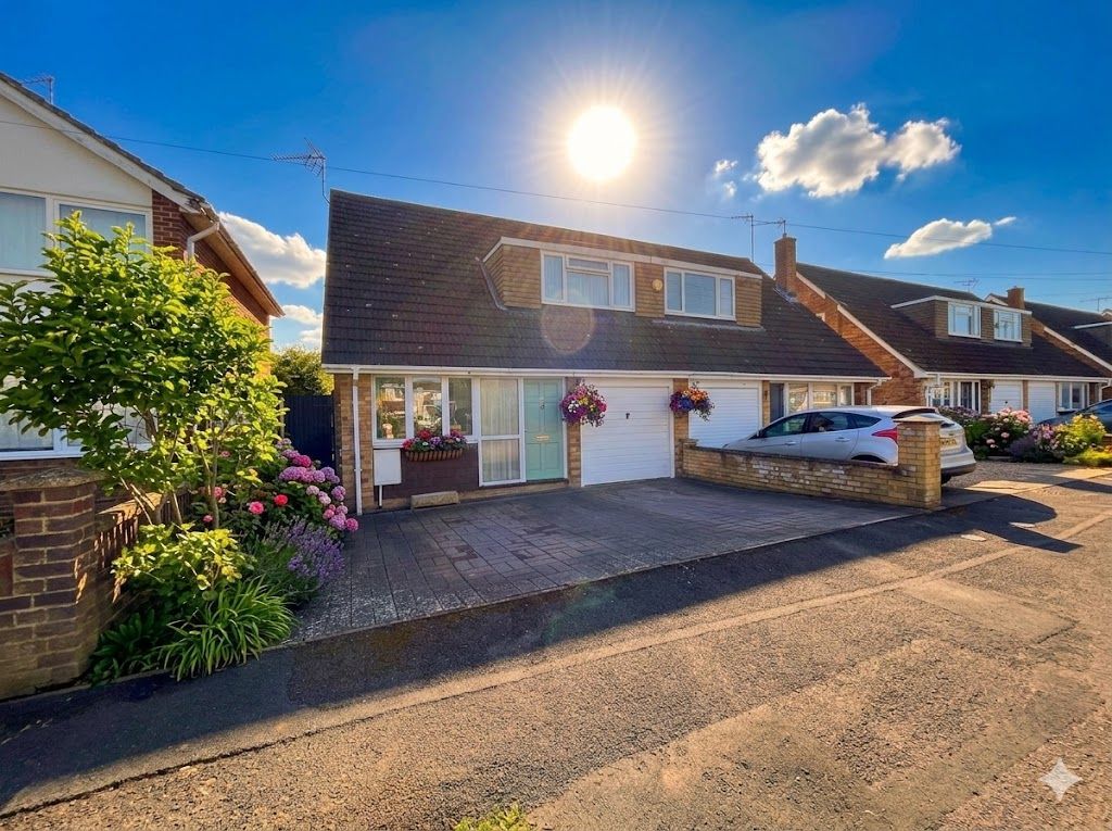 Property photo 1 of 21