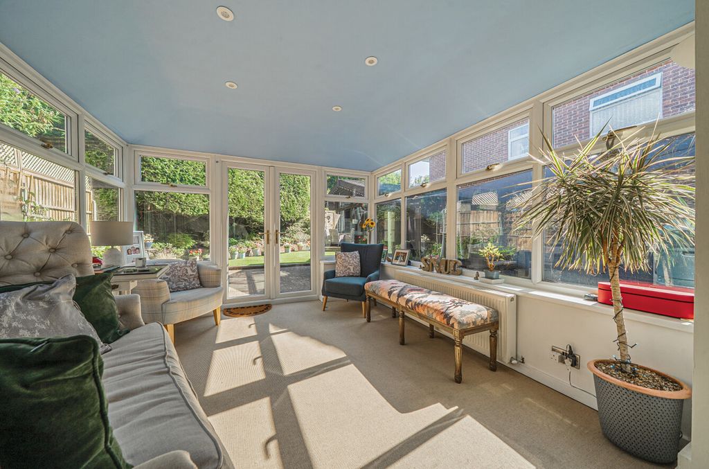 Property photo 3 of 16 1483769-17-6A423F...