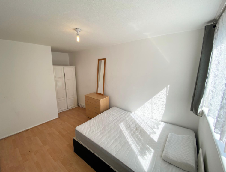 Property photo 2 of 15 Room A