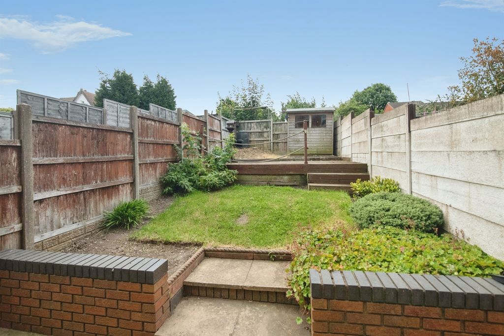 Property photo 2 of 21