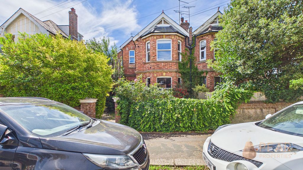 Property photo 1 of 10