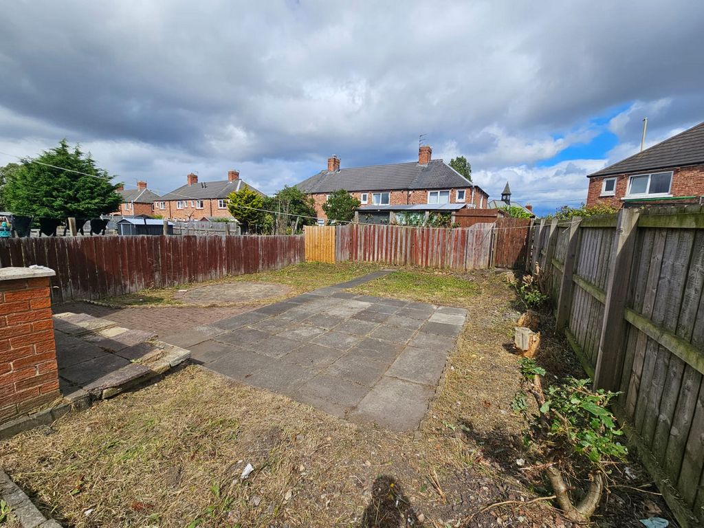 Property photo 3 of 11