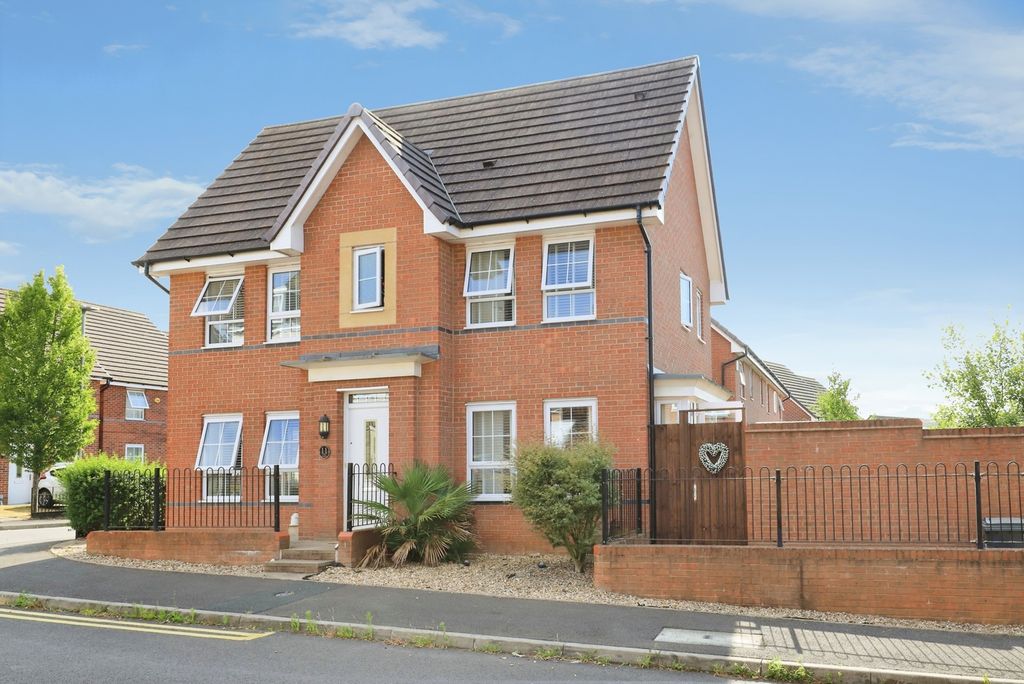 Property photo 1 of 20 Pbox-Img.Jpg