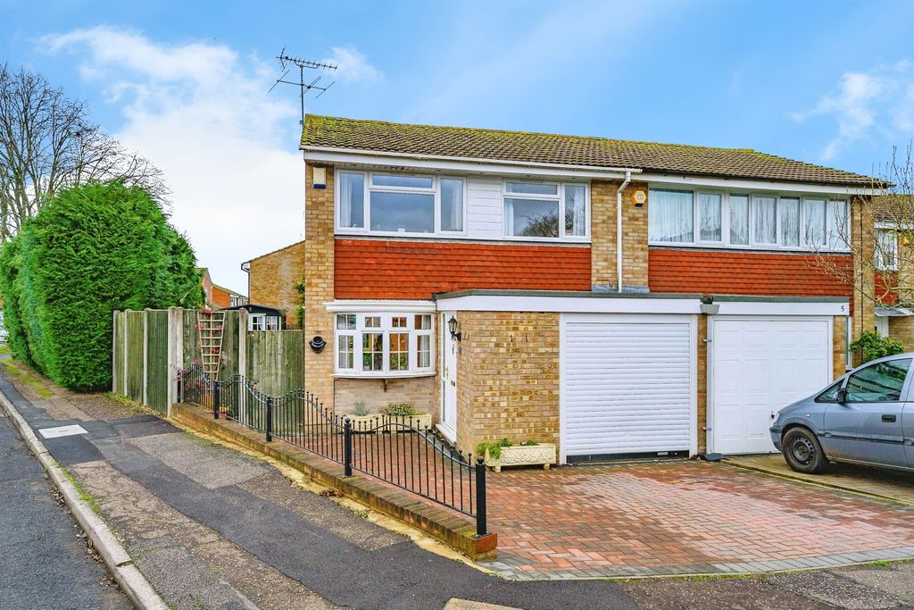 Property photo 1 of 20