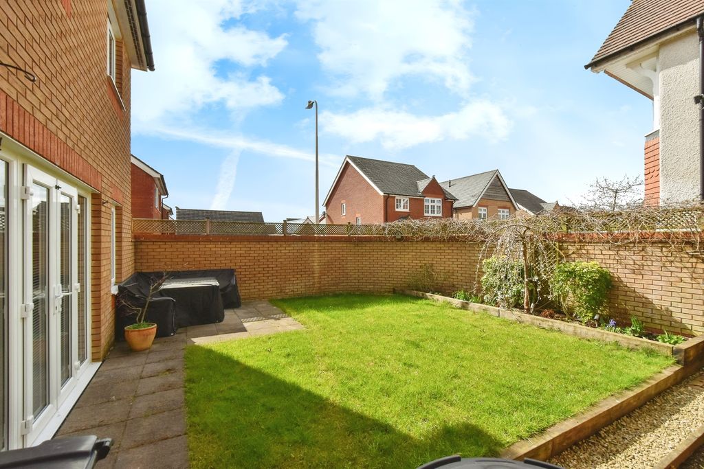Property photo 3 of 22