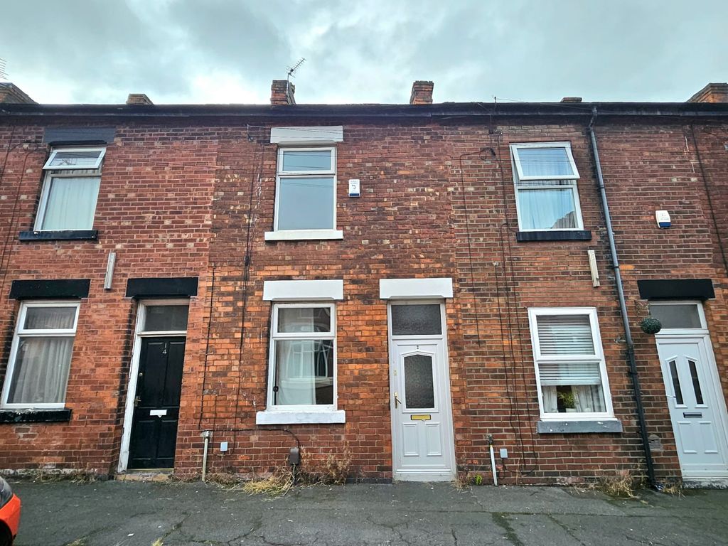 Property photo 1 of 8