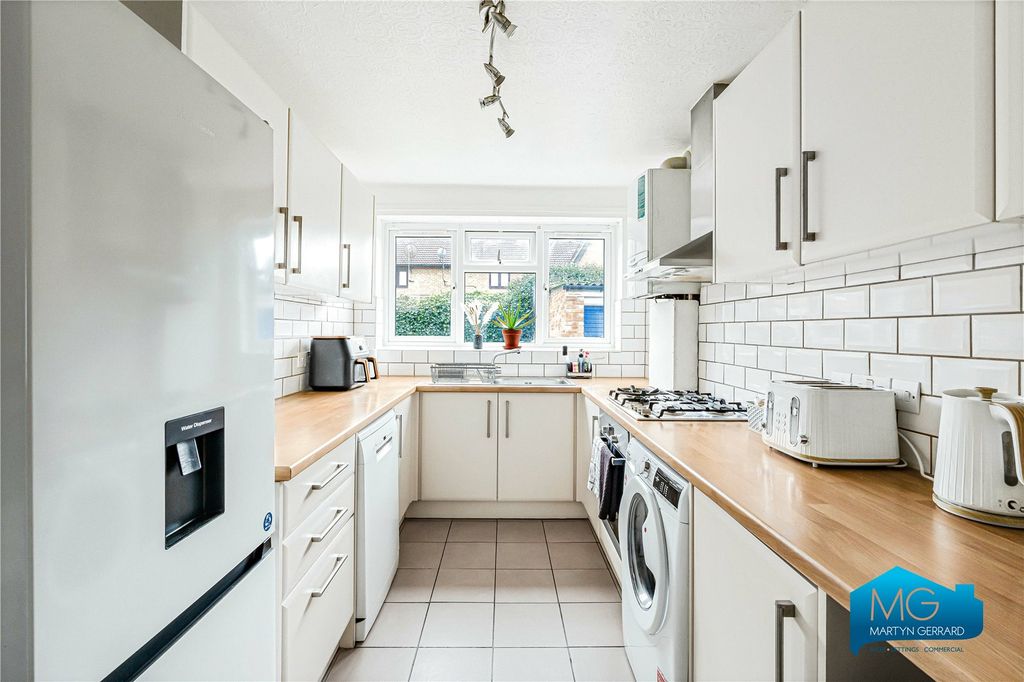 Property photo 1 of 12 Picture No. 31