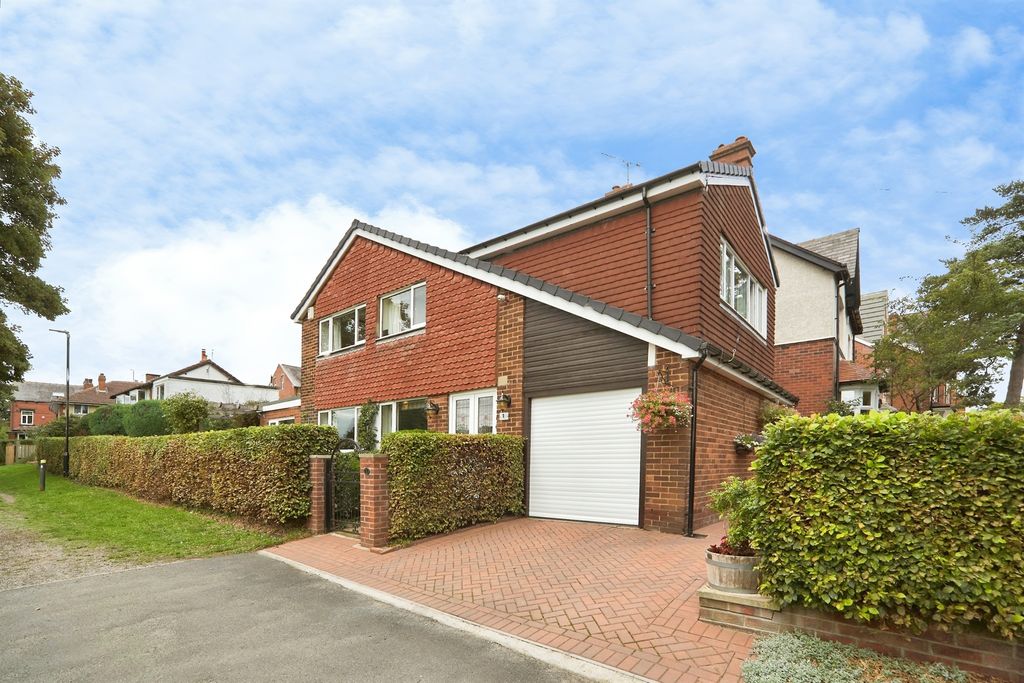 Property photo 1 of 19