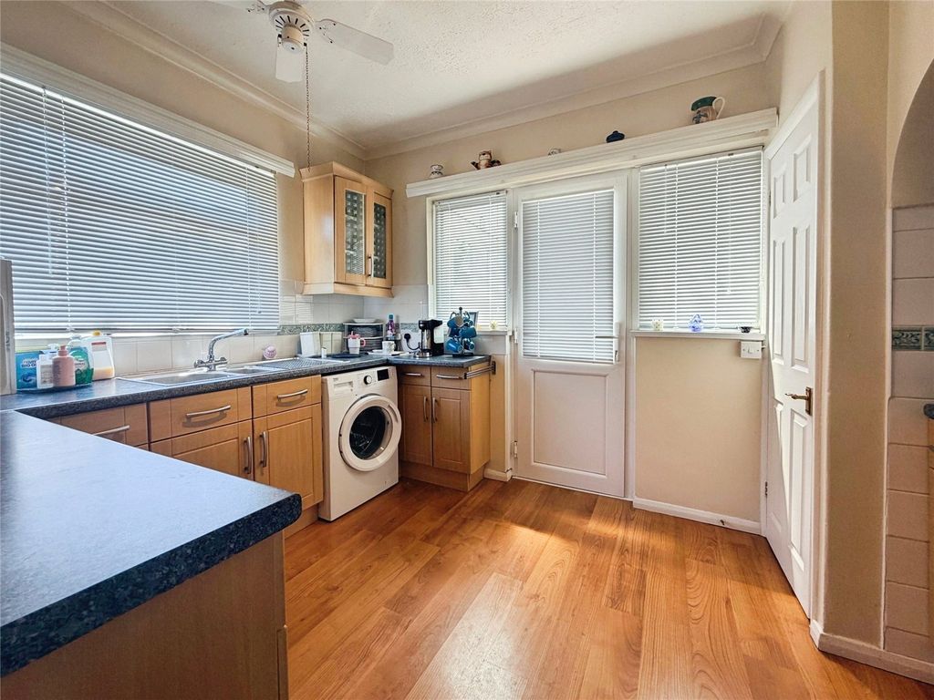 Property photo 3 of 22 Picture No. 17