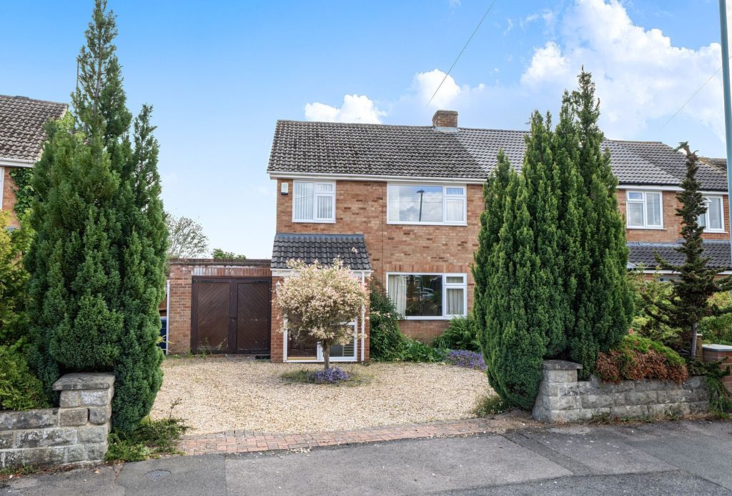 Property photo 1 of 16 1469130-21-6A2847...