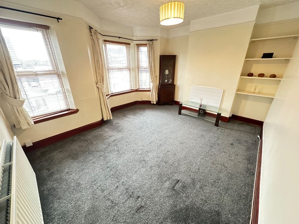 Property photo 2 of 6 4754261