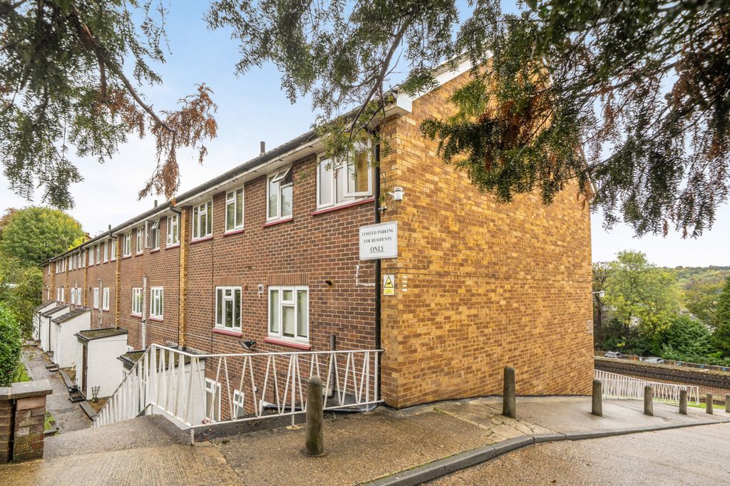 Property photo 1 of 15 External View