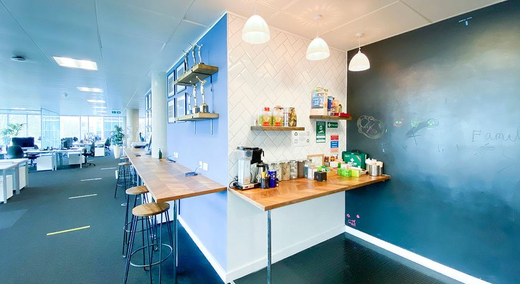 Property photo 3 of 10 Chiswickstudios  Power Rd W4 Office To Let4.Jpg