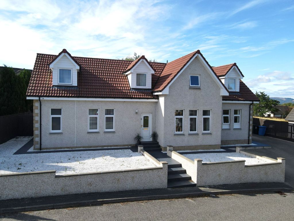 Property photo 1 of 37