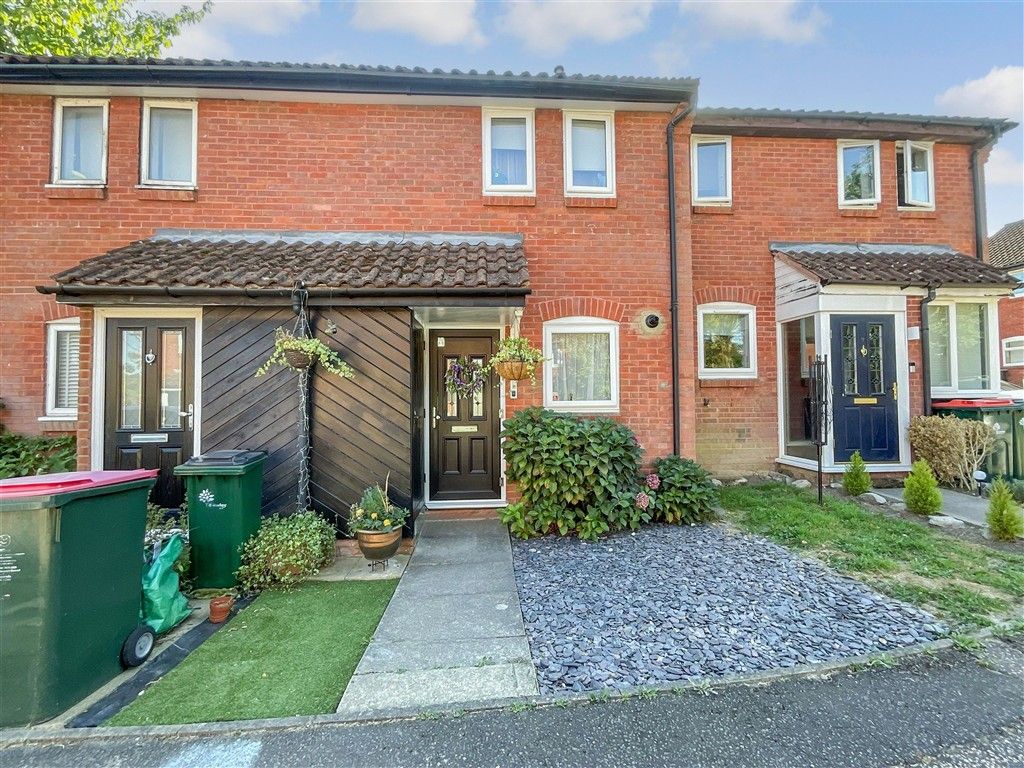 Property photo 1 of 11 External Web