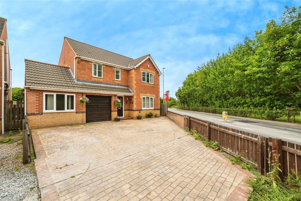 Property photo 1 of 33 Picture No. 36