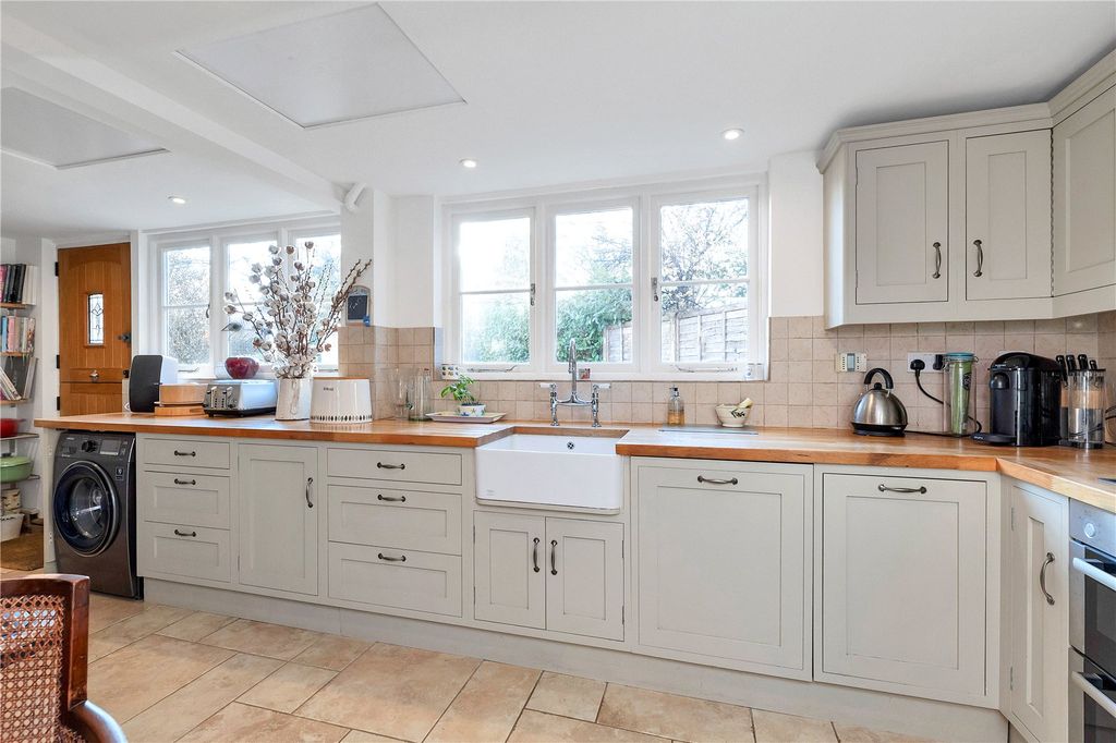 Property photo 3 of 19 Picture No. 15