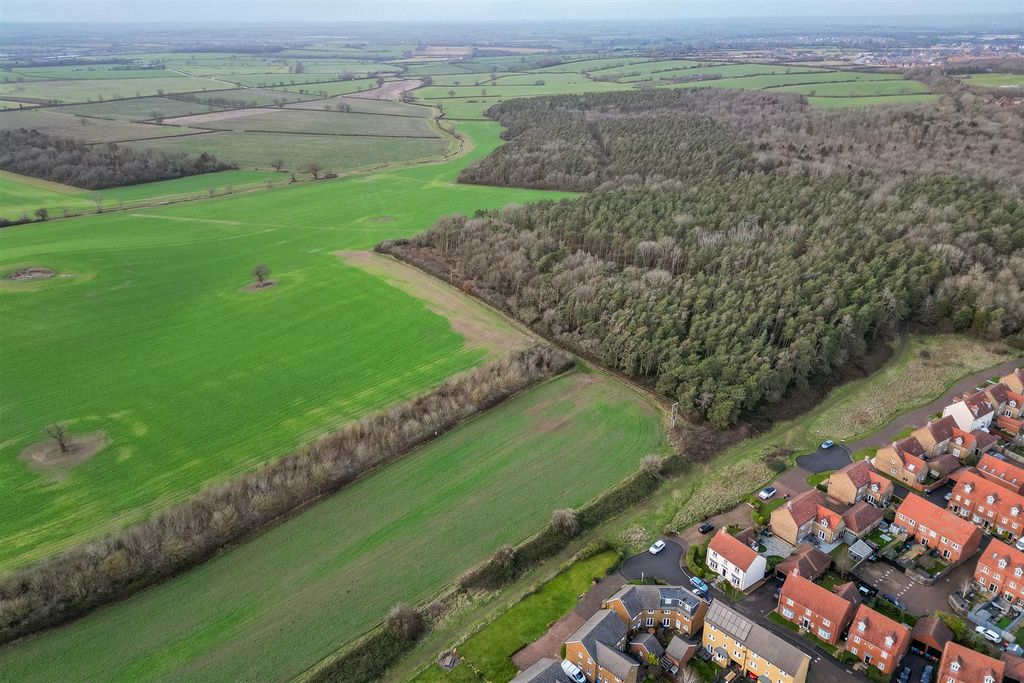 Property photo 3 of 31 Dji_0838 (1) Copy.Jpg