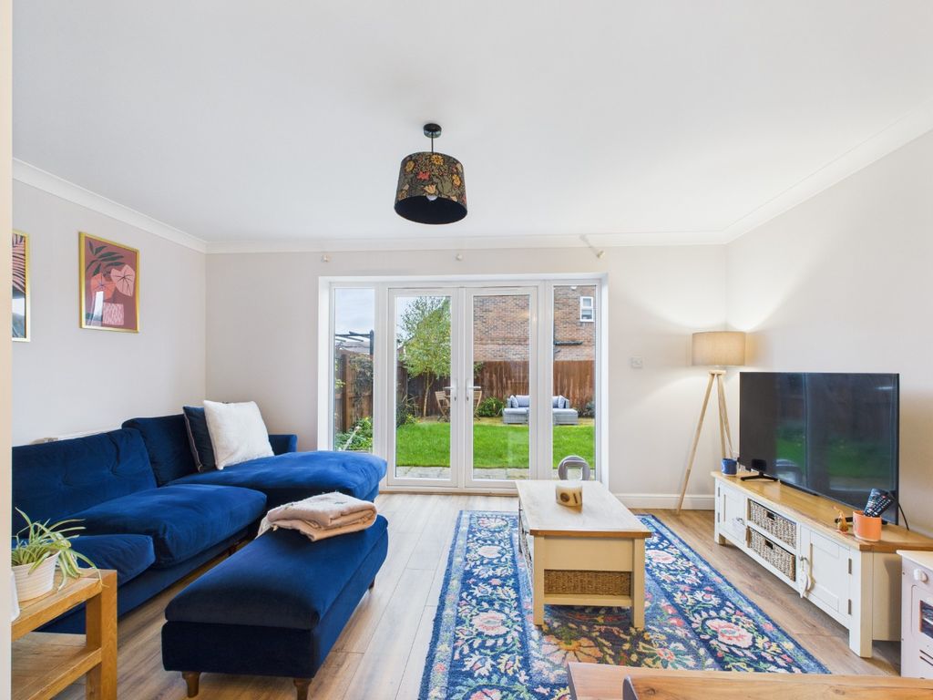 Property photo 2 of 21 4653554