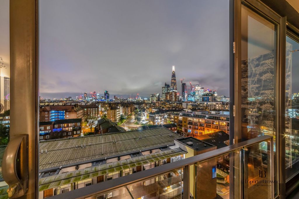 Property photo 3 of 36