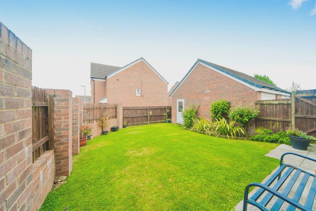 Property photo 2 of 14