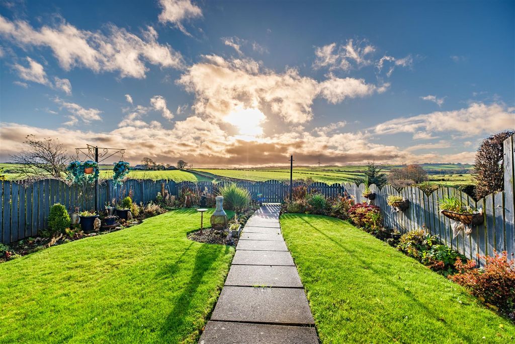 Property photo 2 of 26 Murray Drive-39.Jpg