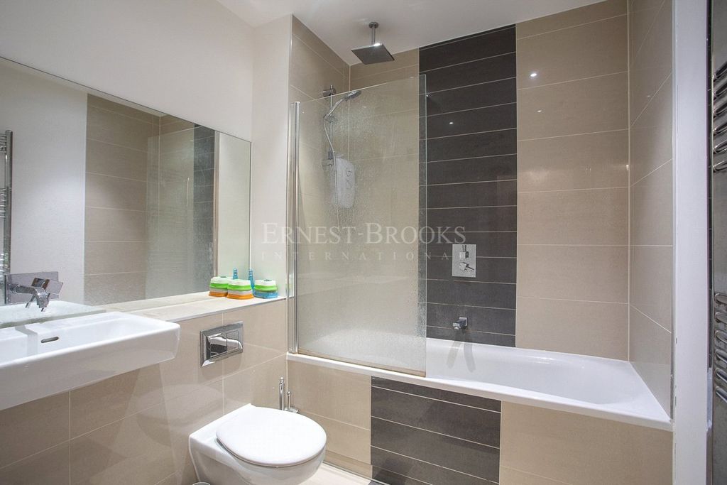 Property photo 3 of 7 Picture No. 01