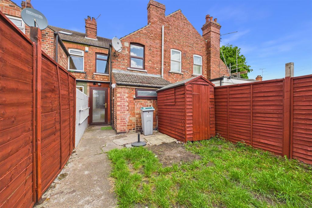Property photo 2 of 13 Cam04235G0-Pr0172-Still002.Jpg