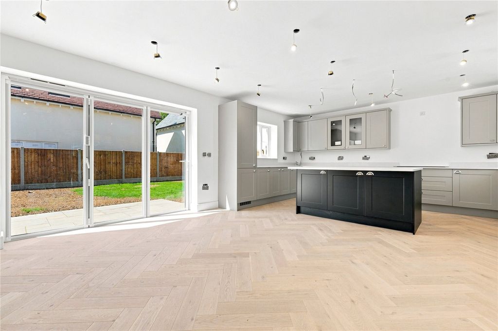 Property photo 2 of 20 Picture No. 07