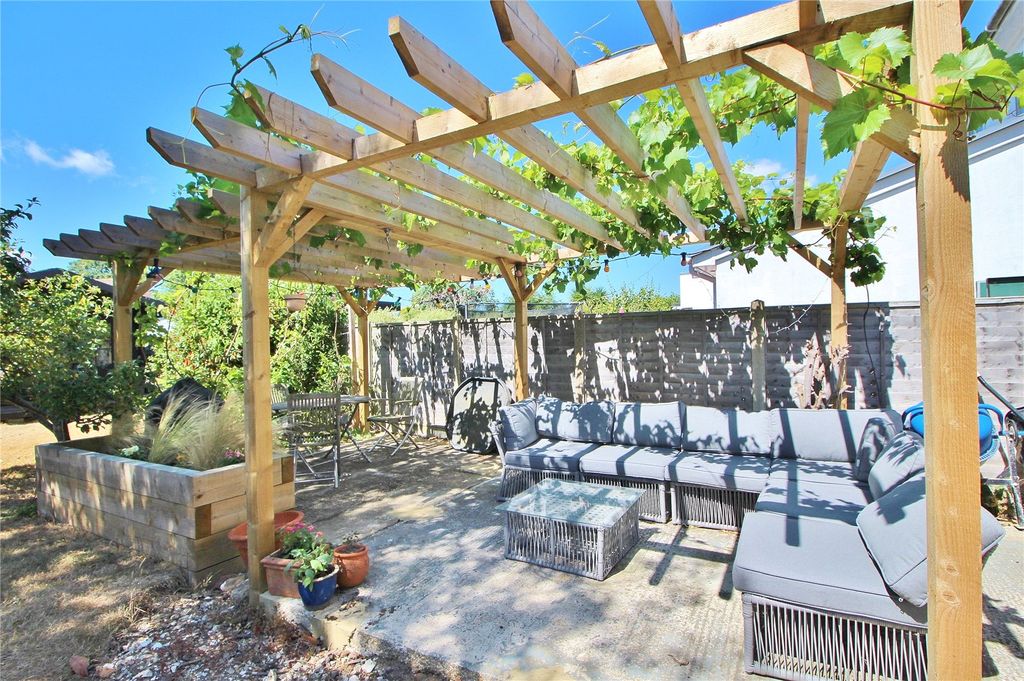 Property photo 3 of 17 Picture No. 32