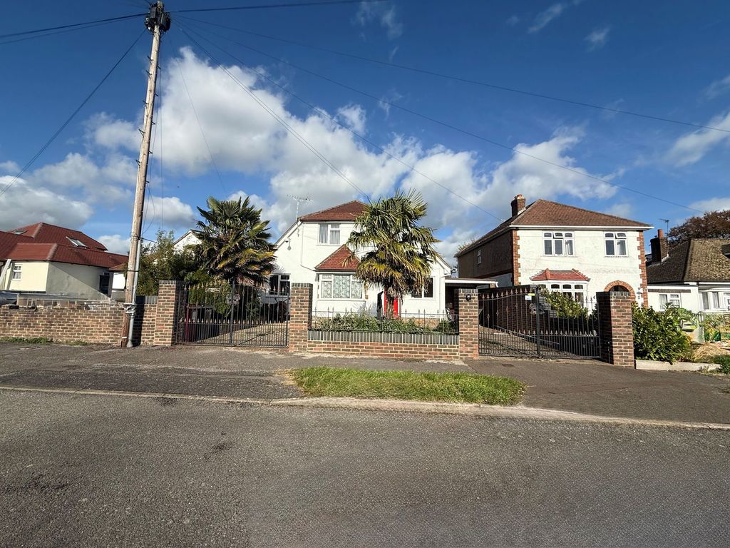 Property photo 1 of 16