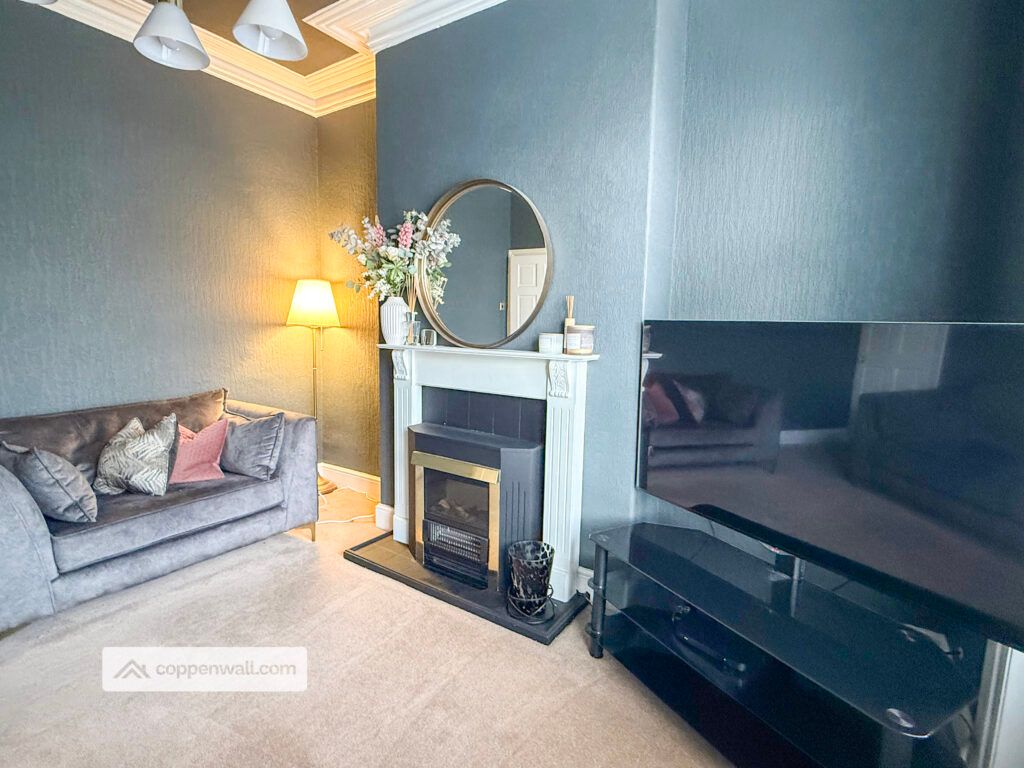 Property photo 2 of 25