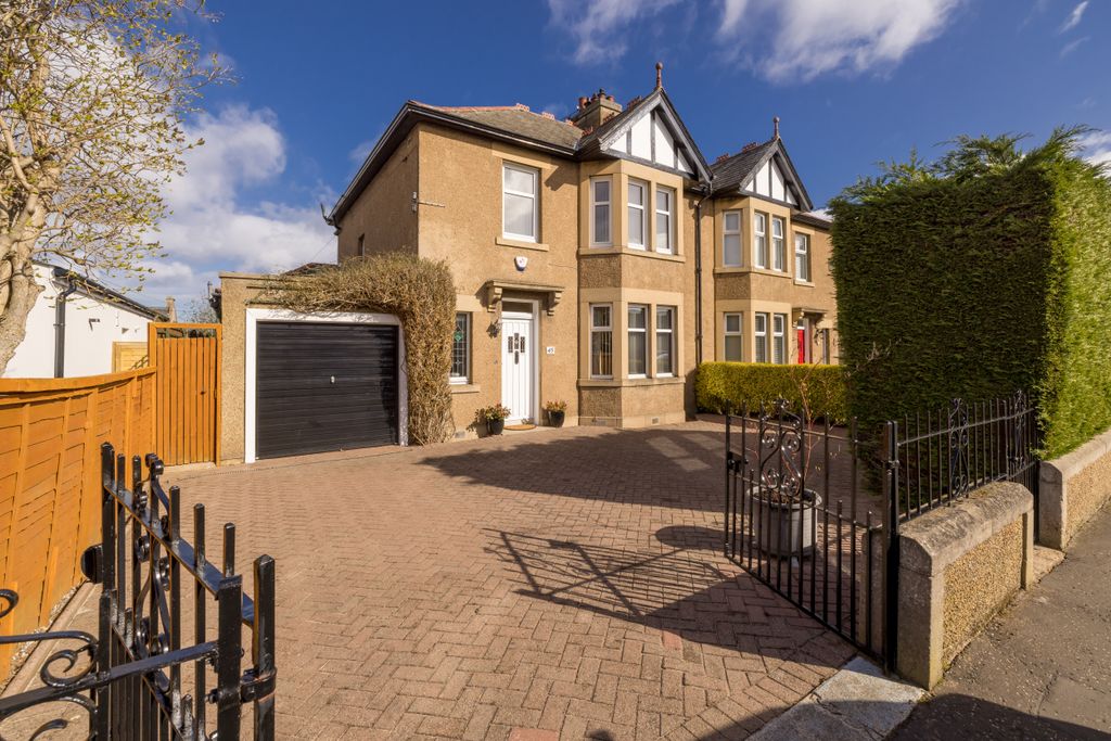 Property photo 1 of 23 Primary Property Image