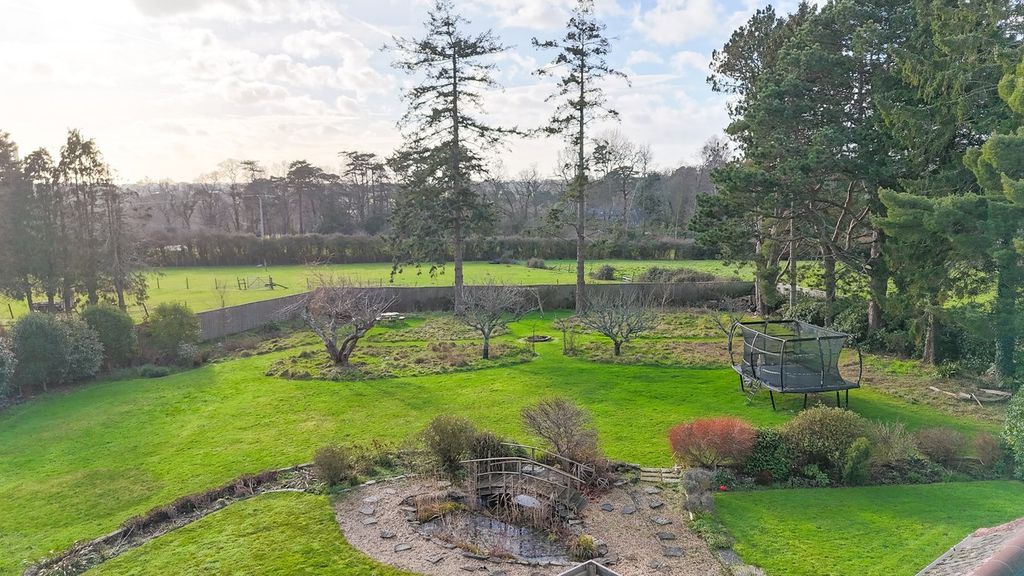 Property photo 3 of 23